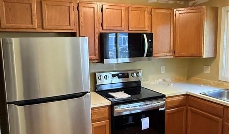 22 Sanwood Dr, Burrillville, RI 02830 - 3 Beds, 3 Bath