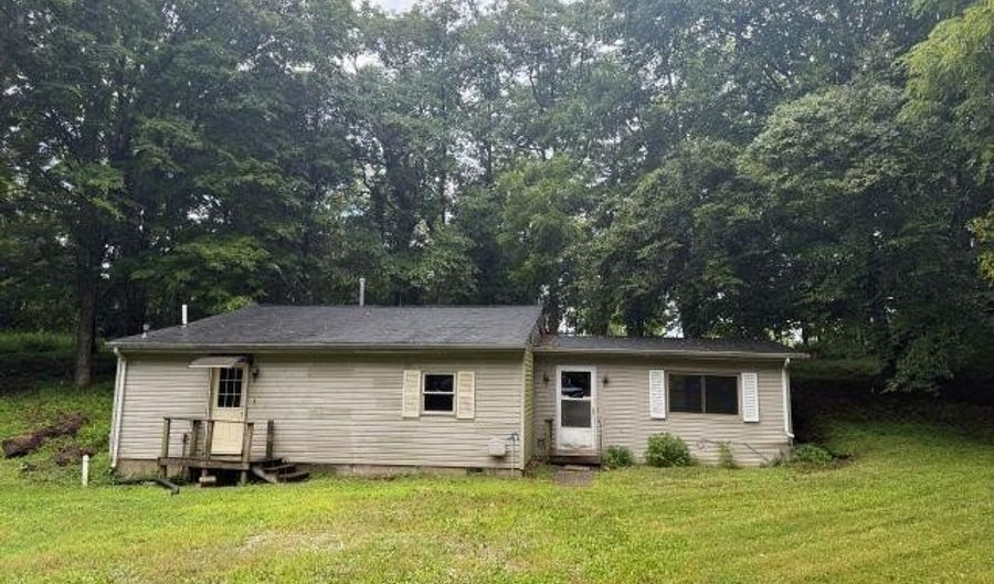 328 Patricia Ln, Bedford, IN 47421 - 3 Beds, 2 Bath