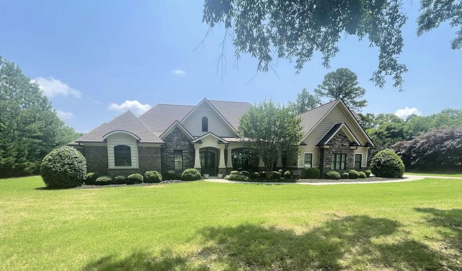 217 Andalusian Trl, Anderson, SC 29621 - 5 Beds, 8 Bath
