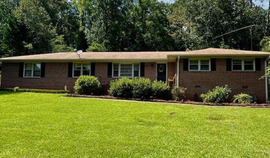 1246 Newport Rd, Macon, GA 31210 - 4 Beds, 3 Bath