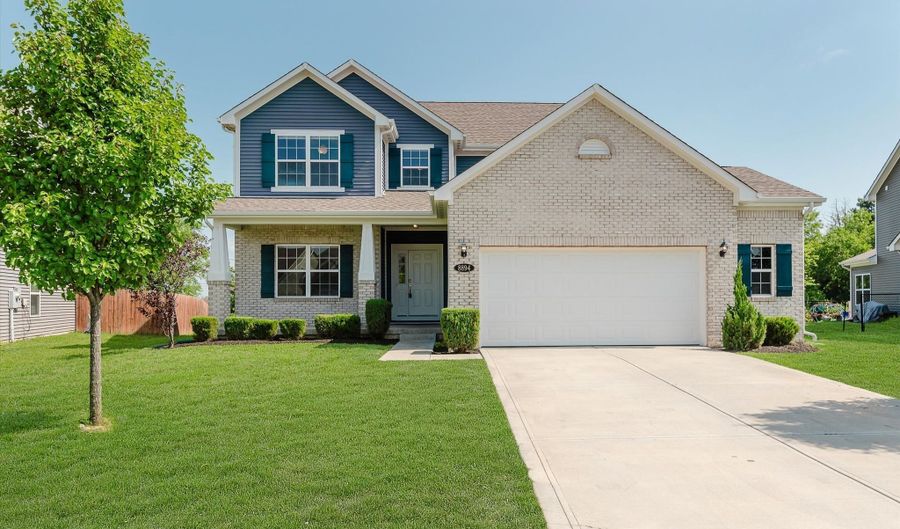 8894 Benjamin Ln, Avon, IN 46123 - 4 Beds, 3 Bath