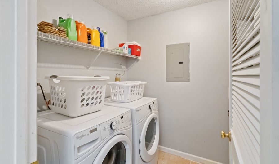 85 Devon, Avondale Estates, GA 30002 - 2 Beds, 2 Bath
