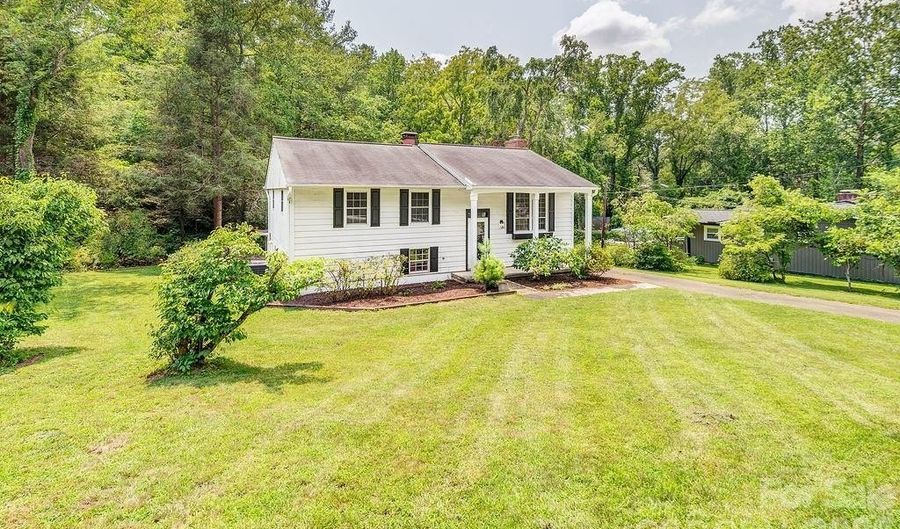 47 Bell Rd, Asheville, NC 28805 - 4 Beds, 2 Bath