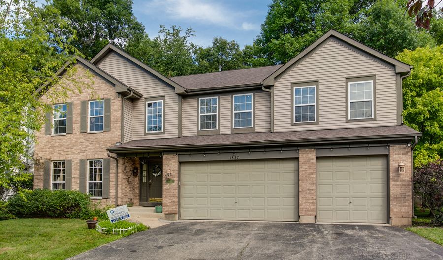 1837 S Waxwing Ln, Libertyville, IL 60048 - 5 Beds, 4 Bath