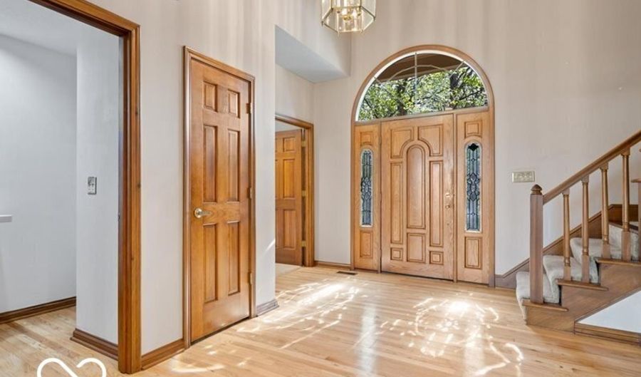 6744 Robin Hood Ct, Indianapolis, IN 46227 - 4 Beds, 3 Bath