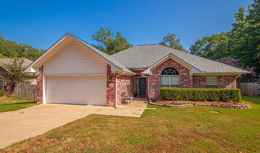 116 Greenfield Drive Dr, Benton, AR 72019 - 3 Beds, 2 Bath