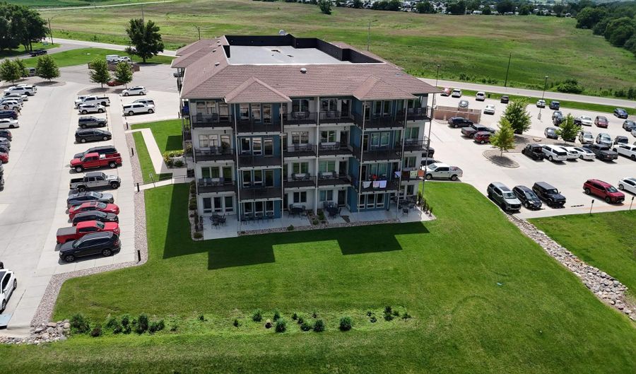 600 Linden Dr 214, Arnolds Park, IA 51331 - 4 Beds, 3 Bath