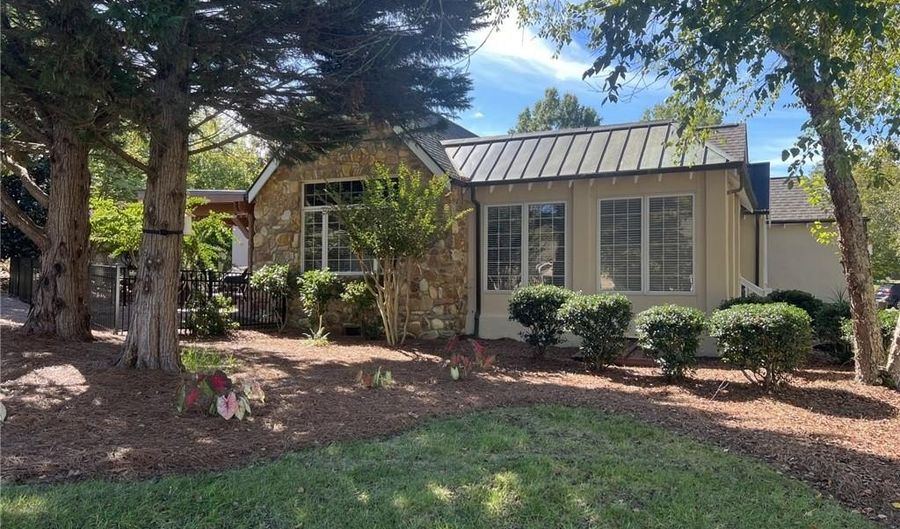 108 Linden Pl, Advance, NC 27006 - 2 Beds, 2 Bath