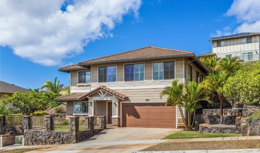 92-650 Welo St, Kapolei, HI 96707 - 3 Beds, 3 Bath