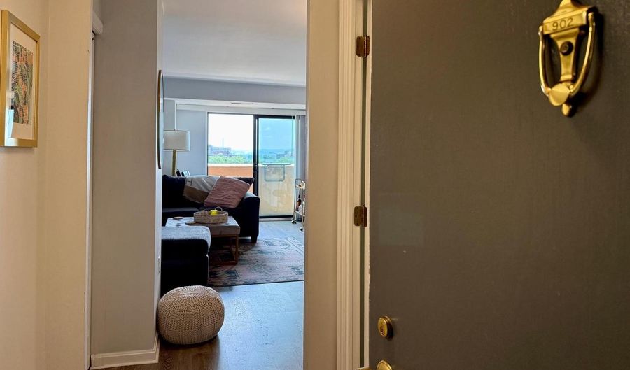 1301 N COURTHOUSE Rd #902, Arlington, VA 22201 - 1 Beds, 2 Bath