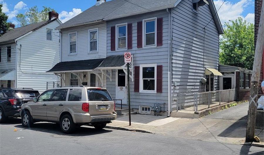 132 W Chew St, Allentown, PA 18102 - 3 Beds, 1 Bath