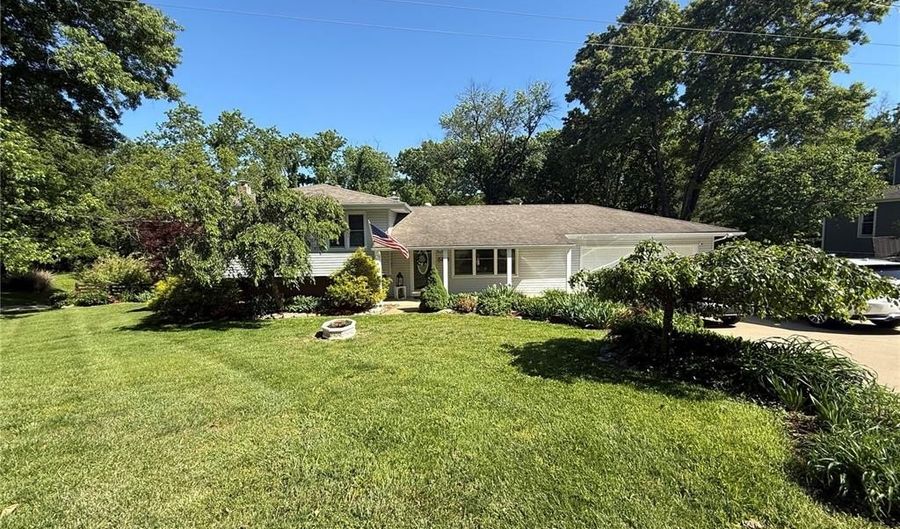 5419 Wenzel Rd, Alton, IL 62002 - 4 Beds, 2 Bath