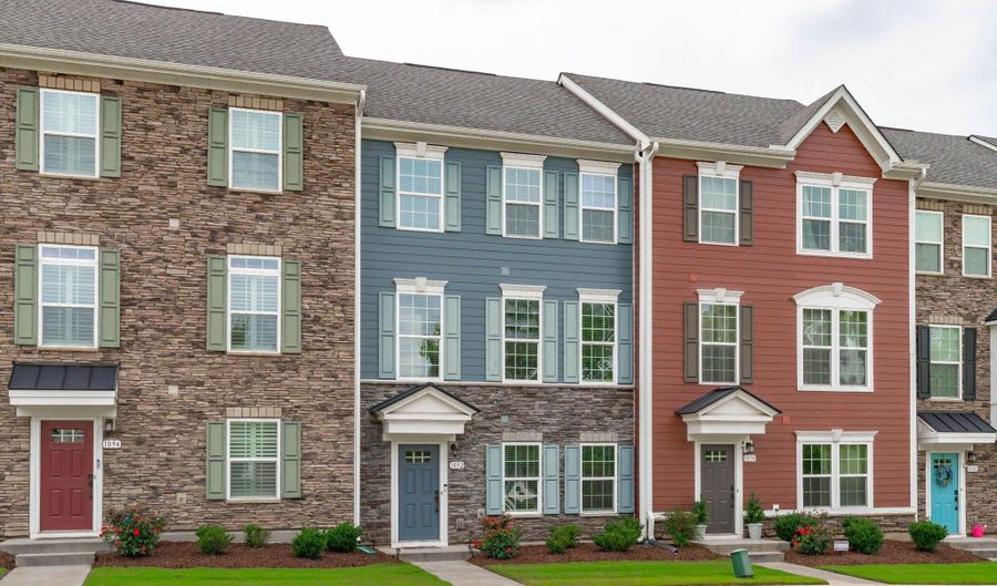 1092 Ambergate Sta, Apex, NC 27502 - 4 Beds, 4 Bath