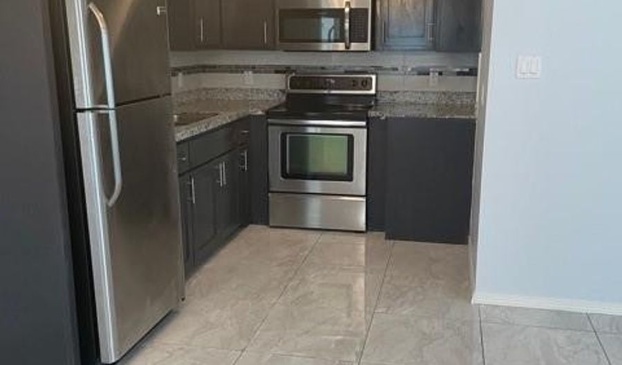 818 S Missouri St 2, Alton, TX 78572 - 2 Beds, 2 Bath