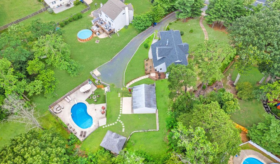 2262 Allenwood Rd, Allenwood, NJ 08720 - 3 Beds, 3 Bath