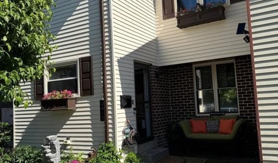 3412 COLONIAL Ct, Allentown, PA 18104 - 3 Beds, 4 Bath