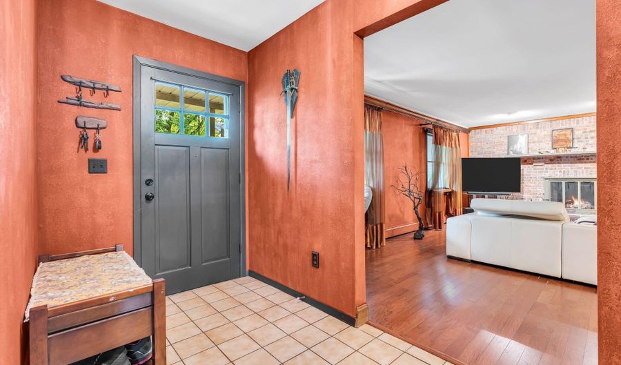 210 Church St, Belford, NJ 07718 - 4 Beds, 3 Bath