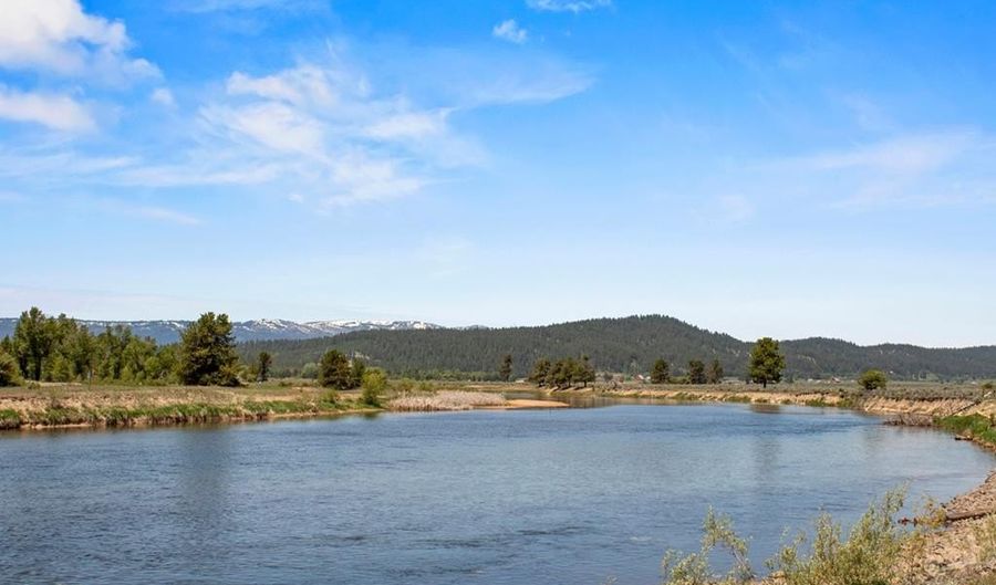 L14 B1 River Bank Drive 14, Cascade, ID 83611 - 0 Beds, 0 Bath