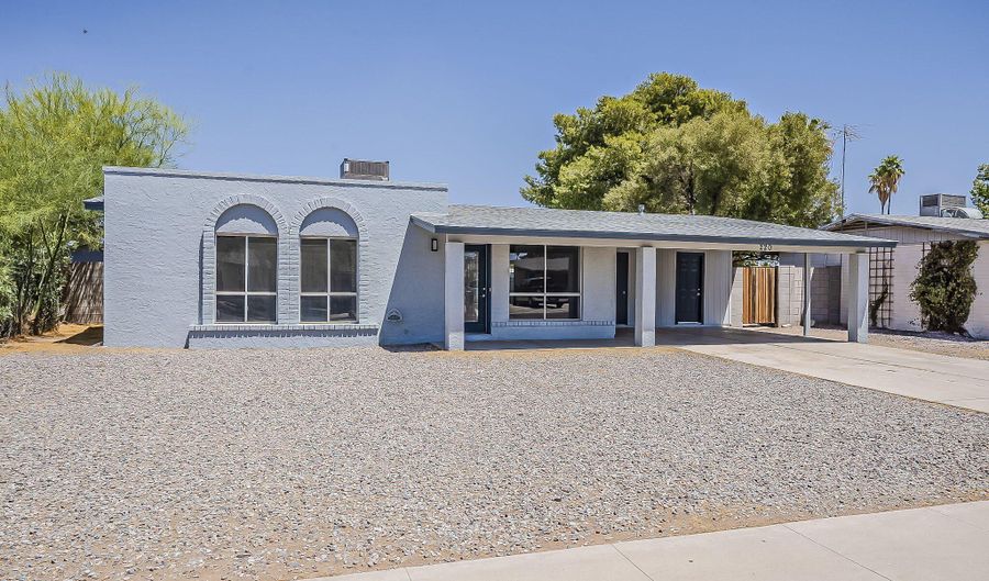 220 E OCOTILLO St, Casa Grande, AZ 85122 - 4 Beds, 2 Bath