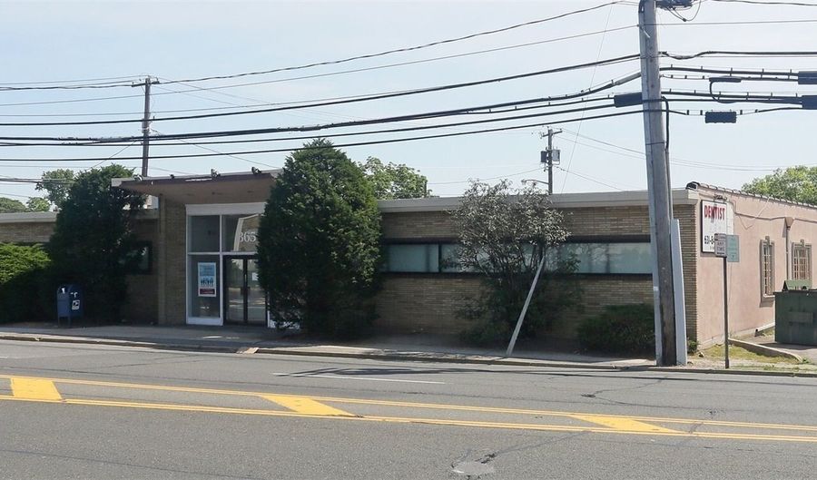 365 Broadway, Amityville, NY 11701 - 0 Beds, 0 Bath