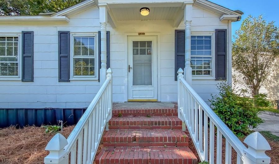 1102 E Water St, Bainbridge, GA 39817 - 2 Beds, 1 Bath