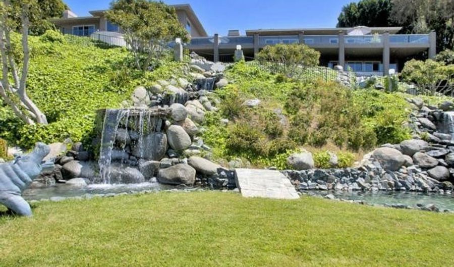 4605 Yerba Santa Dr, San Diego, CA 92115 - 8 Beds, 12 Bath
