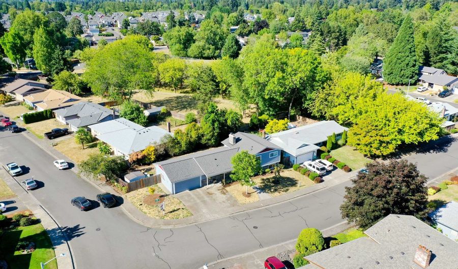 20775 SW VIENNA Dr, Beaverton, OR 97078 - 4 Beds, 3 Bath