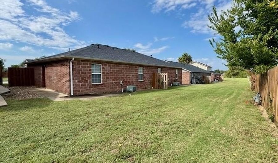3406 SW Landau Ct 1, Bentonville, AR 72712 - 2 Beds, 1 Bath