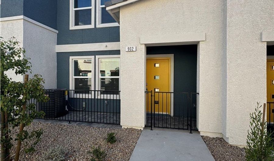 902 Violet Heron St, Henderson, NV 89011 - 3 Beds, 3 Bath