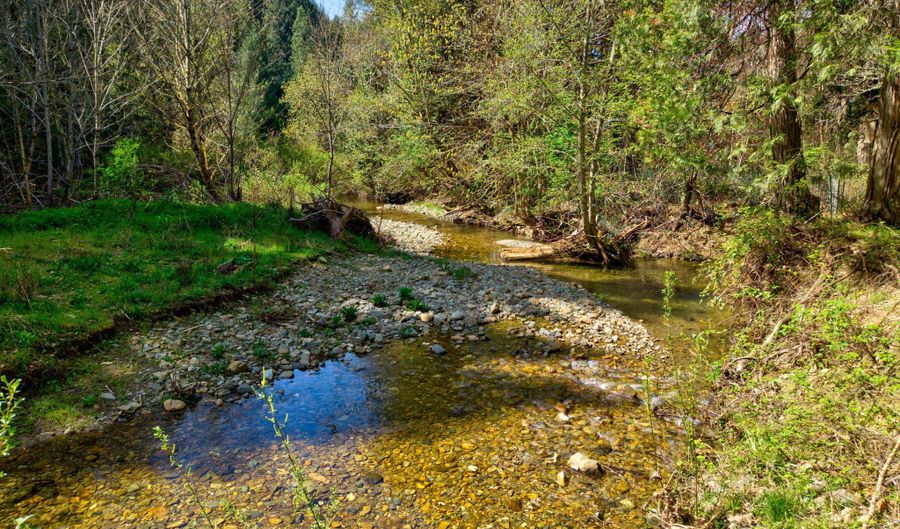 1293 Starveout Creek Rd, Azalea, OR 97410 - 3 Beds, 3 Bath