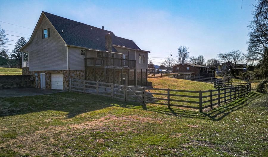 457 Terrace View Dr, Bean Station, TN 37708 - 4 Beds, 3 Bath