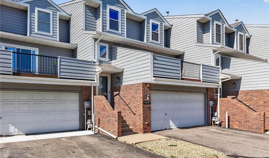 14316 Estates Ave, Apple Valley, MN 55124 - 2 Beds, 3 Bath