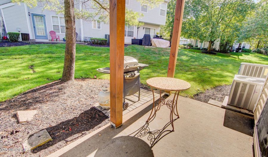227 Paddington Ct 7-7, Englishtown, NJ 07726 - 2 Beds, 2 Bath