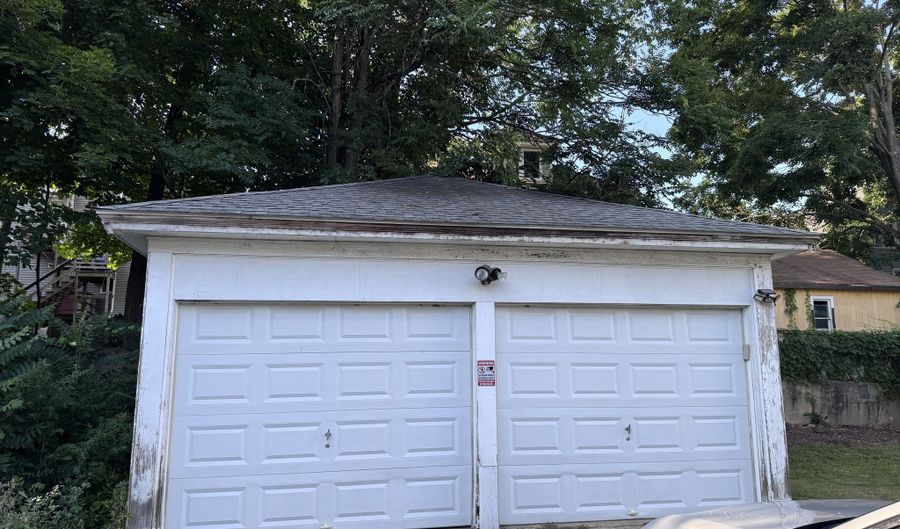 3 Holbrook St, Ansonia, CT 06401 - 4 Beds, 2 Bath