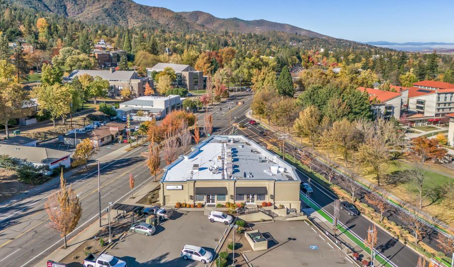 1400 Ashland St 3, Ashland, OR 97520 - 0 Beds, 0 Bath