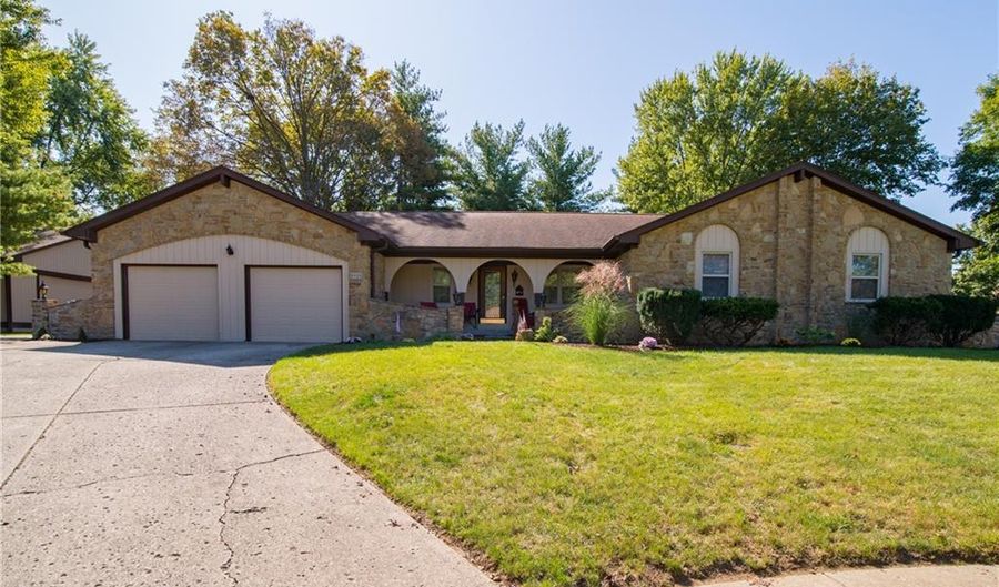 6422 Canna Ct, Indianapolis, IN 46217 - 6 Beds, 5 Bath