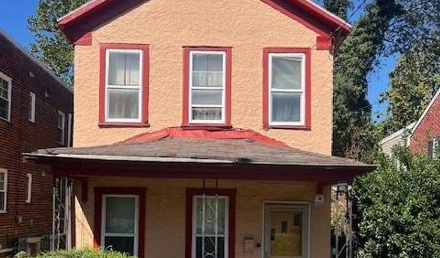 1014 48TH St NE, Washington, DC 20019 - 2 Beds, 1 Bath