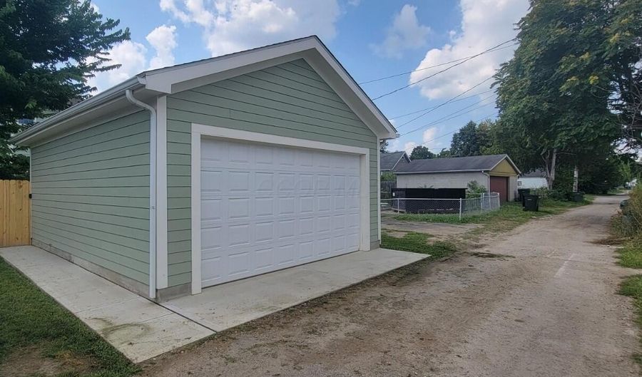1000 Campbell Ave, Columbus, OH 43223 - 2 Beds, 2 Bath