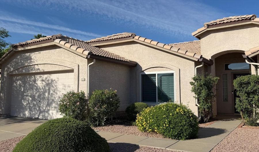 824 S JAY St, Chandler, AZ 85225 - 3 Beds, 2 Bath