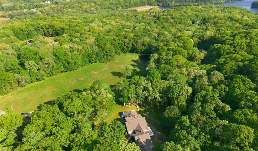 70 Mahoney Rd, Colchester, CT 06415 - 3 Beds, 2 Bath