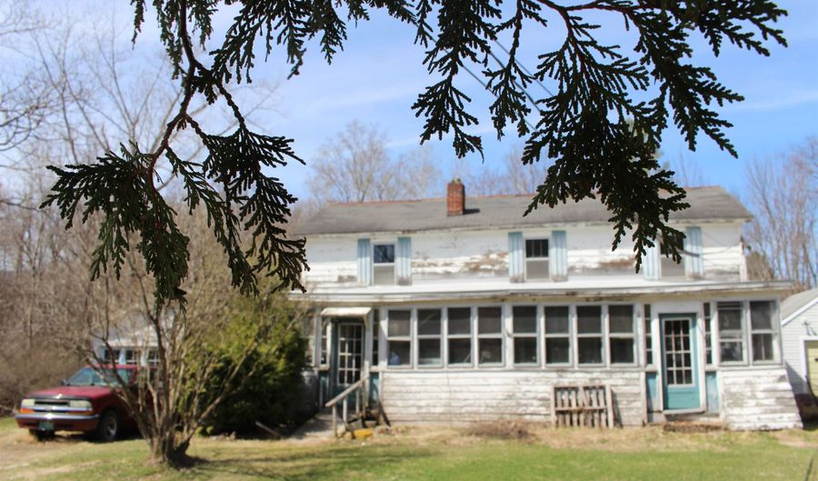 109 Evergreen Dr, Bennington, VT 05201 - 3 Beds, 1 Bath