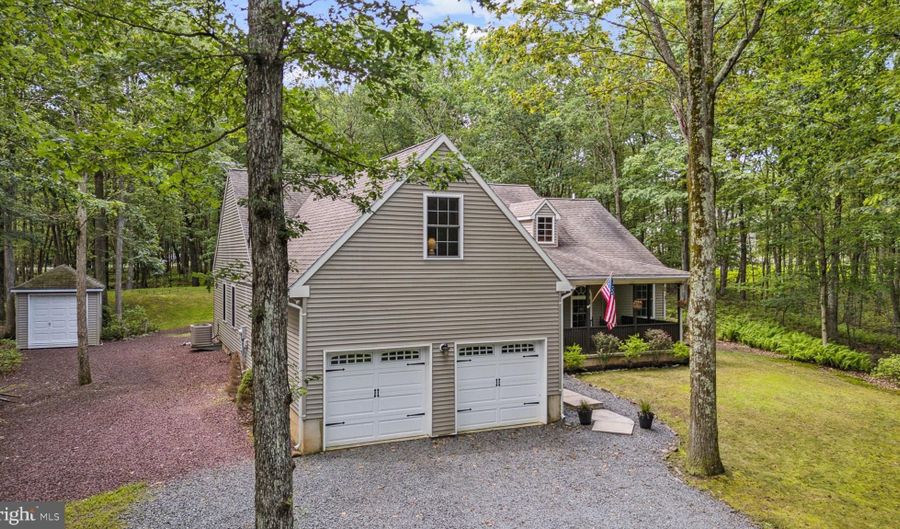 376 KILMER Trl, Albrightsville, PA 18210 - 3 Beds, 2 Bath
