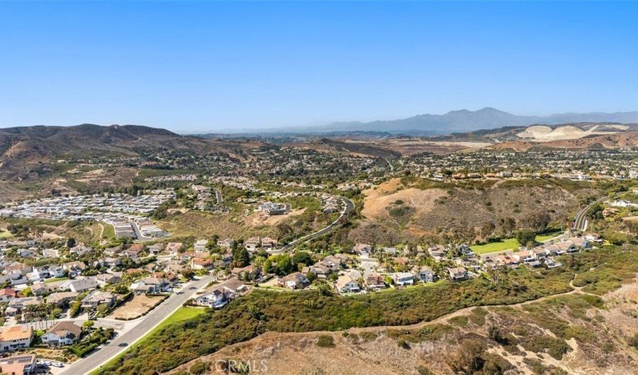 703 Calle Cumbre, San Clemente, CA 92673 - 4 Beds, 3 Bath