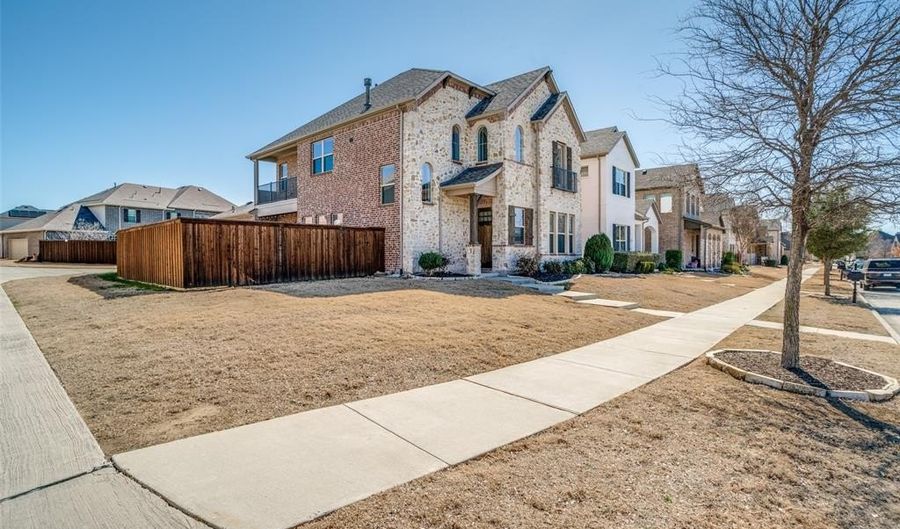 814 Davids Way, Allen, TX 75013 - 3 Beds, 3 Bath