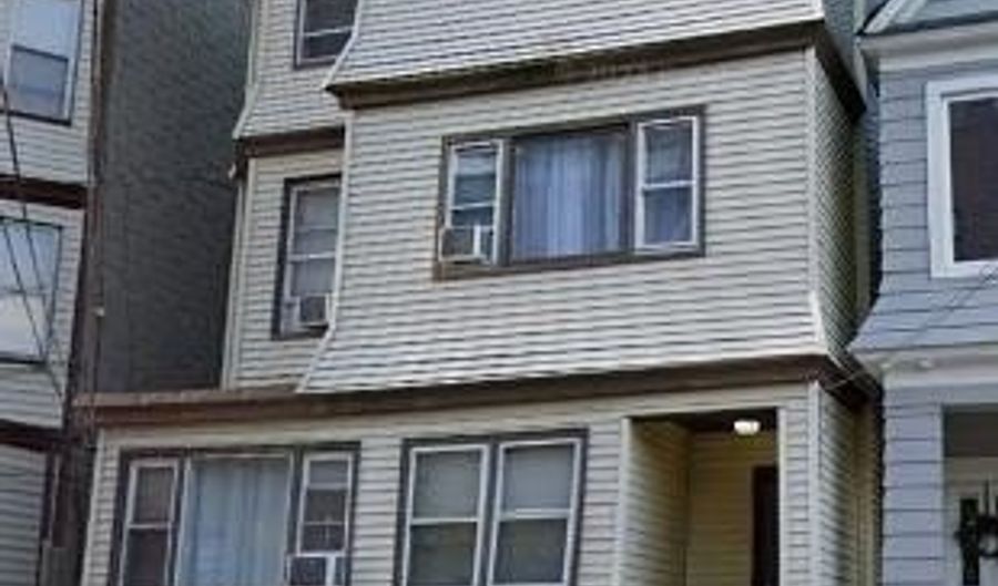 22 E 29TH St, Bayonne, NJ 07002 - 3 Beds, 1 Bath