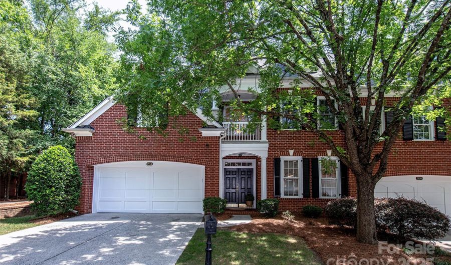 7554 Bluestar Ln, Charlotte, NC 28226 - 3 Beds, 3 Bath