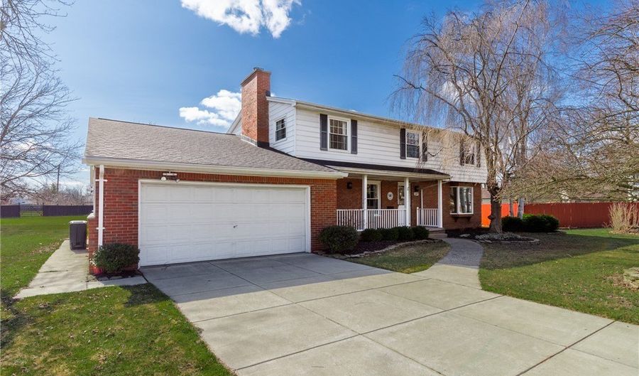 288 W Maplemere Rd, Amherst, NY 14221 - 5 Beds, 4 Bath