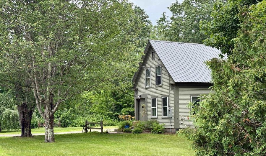 18 Cilleyville Rd, Andover, NH 03216 - 3 Beds, 2 Bath