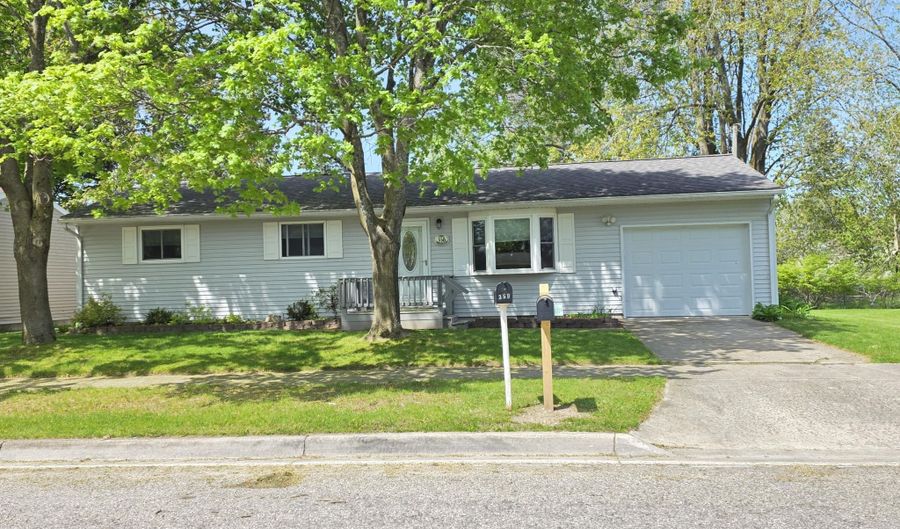 358 N Addison St, Alpena, MI 49707 - 3 Beds, 1 Bath
