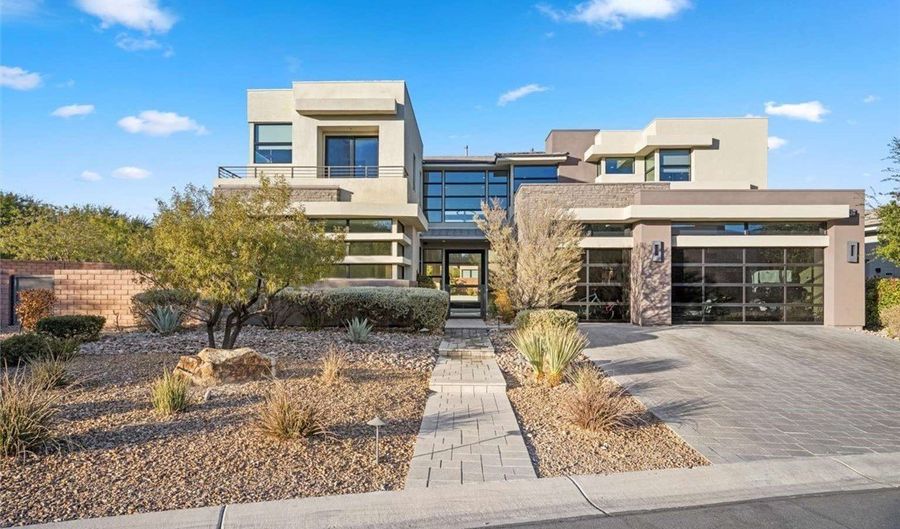 36 Hunting Horn Dr, Las Vegas, NV 89135 - 3 Beds, 5 Bath